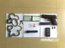 胡被捕時所隨身攜帶的物品