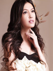 Vivian Chow