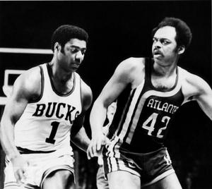 哈扎德在NBA老鷹隊時