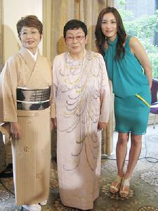 《隔壁的草坪》 《隔壁的草坪》