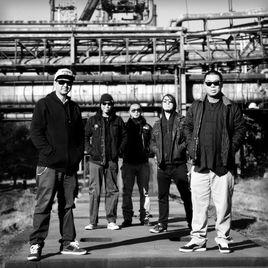 扭曲機器樂隊 扭曲機器樂隊