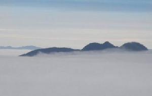 寶蓮山雲海臥佛