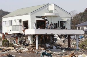 2011年3月11日9級地震和海嘯過後，日本宮城縣登米市猶如廢墟