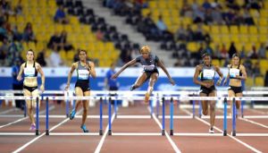 2012年05月11日鑽石賽多哈站女子400米欄賽 沃克全力跨越