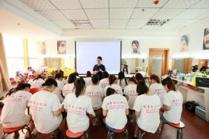 南昌晶炫化妝攝影培訓學校 南昌晶炫化妝攝影培訓學校