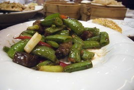 豌豆炒牛柳 豌豆炒牛柳