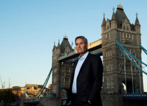 國際帆船大獎賽執行長拉塞爾&middot;庫茨爵士