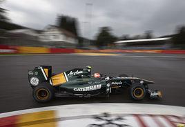 雅諾·特魯利 雅諾·特魯利