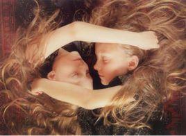 雙胞胎感應 雙胞胎感應