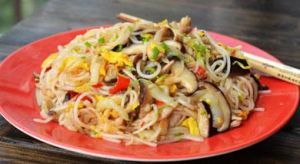 剁椒白菜肉絲炒粉條 剁椒白菜肉絲炒粉條