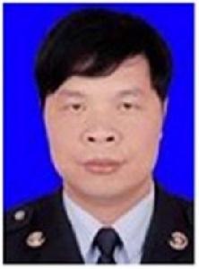 李洲[國家稅務總局遂溪縣稅務局紀檢組長]