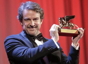 洛倫佐·維加斯 洛倫佐·維加斯