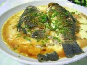 鯽魚蒸蛋 鯽魚蒸蛋