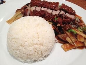 鴨肉蓋飯 鴨肉蓋飯