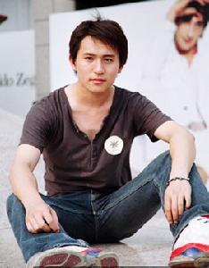 《白色休止符》