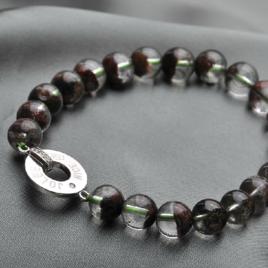 幽靈水晶[礦物]