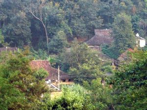 布荷大寨村 布荷大寨村