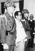 鄭升和軍事法庭上受審