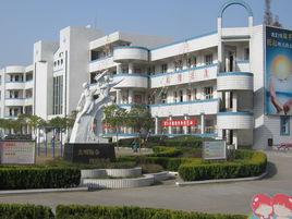 劉家隔鎮藍天希望國小 劉家隔鎮藍天希望國小