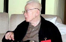 趙德尊接受記者採訪