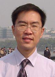 楊東[東華大學教授]