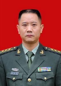 毛衛華[陸豐市委常委、人武部部長]