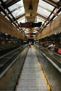 皇冠大扶梯 皇冠大扶梯