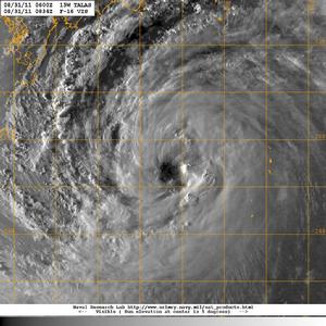 颱風塔拉斯的衛星雲圖