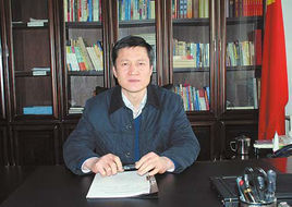 馮耀武[滄州市人大常委會副主任]