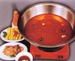 紅湯火鍋