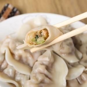 芹菜肉餃 芹菜肉餃