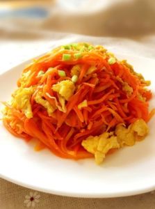 紅蘿蔔炒雞蛋 紅蘿蔔炒雞蛋
