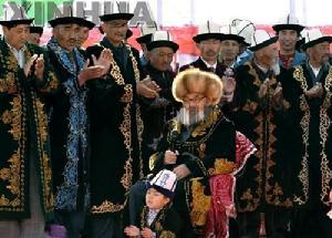 《瑪納斯》盛裝演出