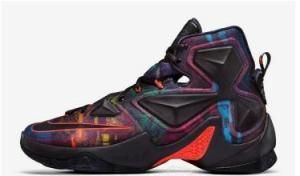 詹姆斯球鞋 詹姆斯球鞋