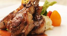 紅酒煎羊排 紅酒煎羊排