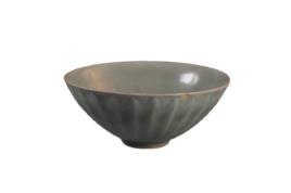 宋代龍泉青釉蓮瓣紋碗 宋代龍泉青釉蓮瓣紋碗