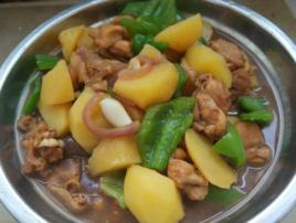 白菜土豆燉雞塊 白菜土豆燉雞塊