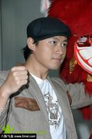 《青春舞曲2001》