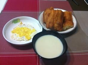 油條鹹豆漿 油條鹹豆漿