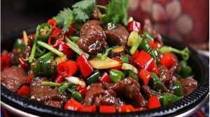 鐵板孜然牛肉 鐵板孜然牛肉