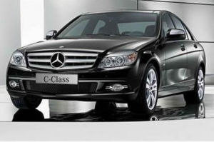 C級車 C級車