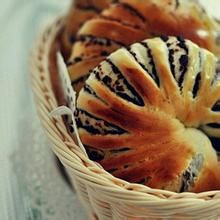 豆沙吐司卷 豆沙吐司卷