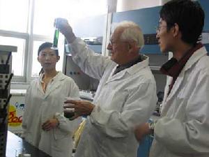 麥克德爾米德在吉林大學