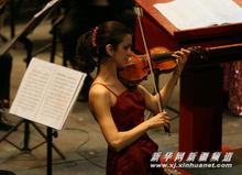 瑪麗安娜&middot;特切里安演奏《天路》