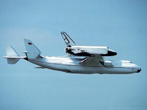 An-225夢想式運輸機