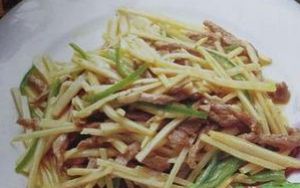 青姜肉絲 青姜肉絲