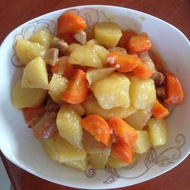 胡蘿蔔土豆燉肉 胡蘿蔔土豆燉肉