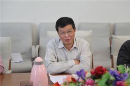 陳萬龍[江西服裝學院校長]