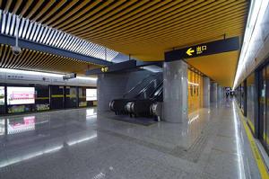 新龍華站 新龍華站