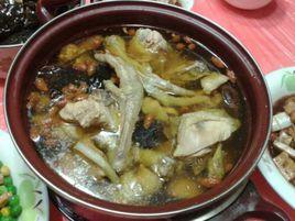 豬肚煲土雞 豬肚煲土雞